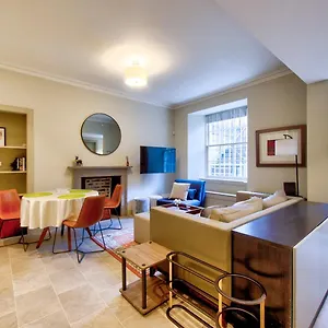  Apartment Guestready - Manor Place Basement